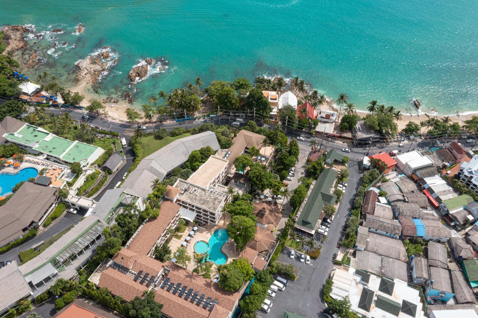Staying in Kalim Beach: 4 Family Hotels Compared